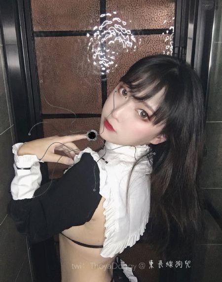 18禁美女裸体网站免费扒内衣_1080P神马在线观看