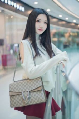人妻自拍中文一区_1080免费播放