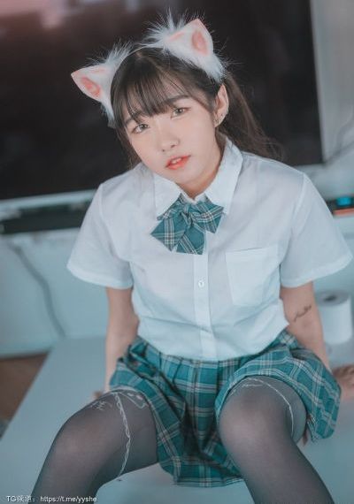 扒开美女狂揉视频在酒店_超清免费观看视频