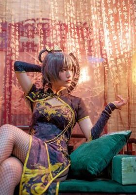 迪丽热巴被关晓彤x_云播放粤语日本成人在线